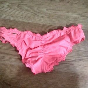 Scrunch bikini bottoms